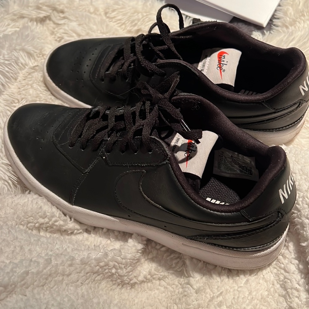 Worn once all black Nike Court Blanc’s